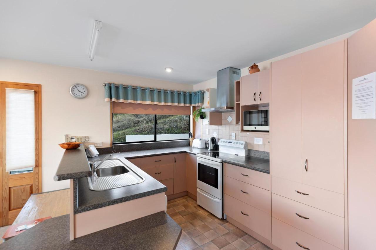 Stunning Lakeview And Mountain Family Retreat * Queenstown